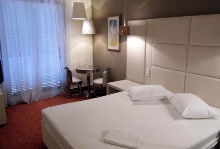 room1